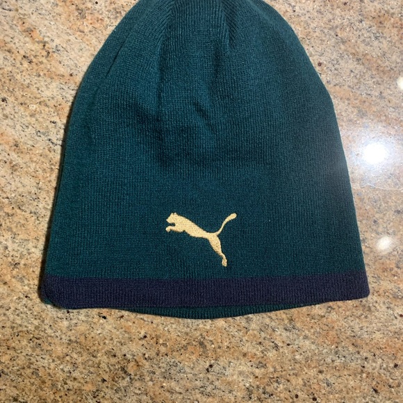Puma Italia reversible winter hat. Brand new never worn!!! - Picture 2 of 4